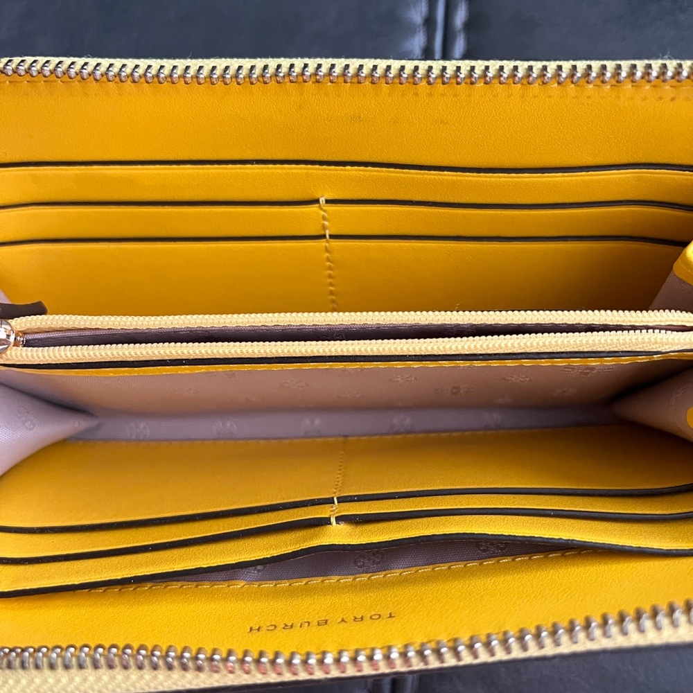 Tory Burch Block-T Continental Wallet - image 6